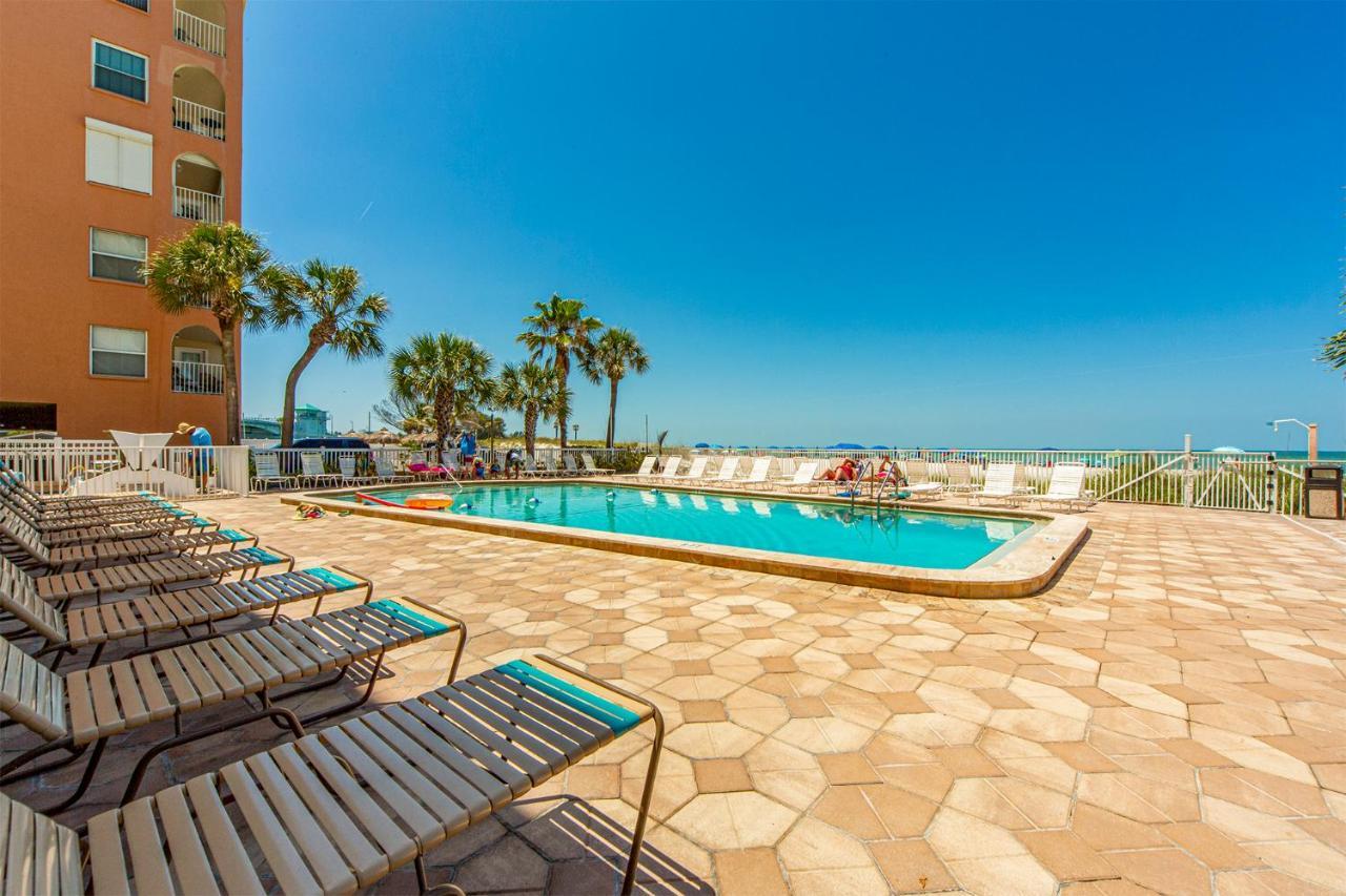 301 Sandy Shores Condos St. Pete Beach Extérieur photo