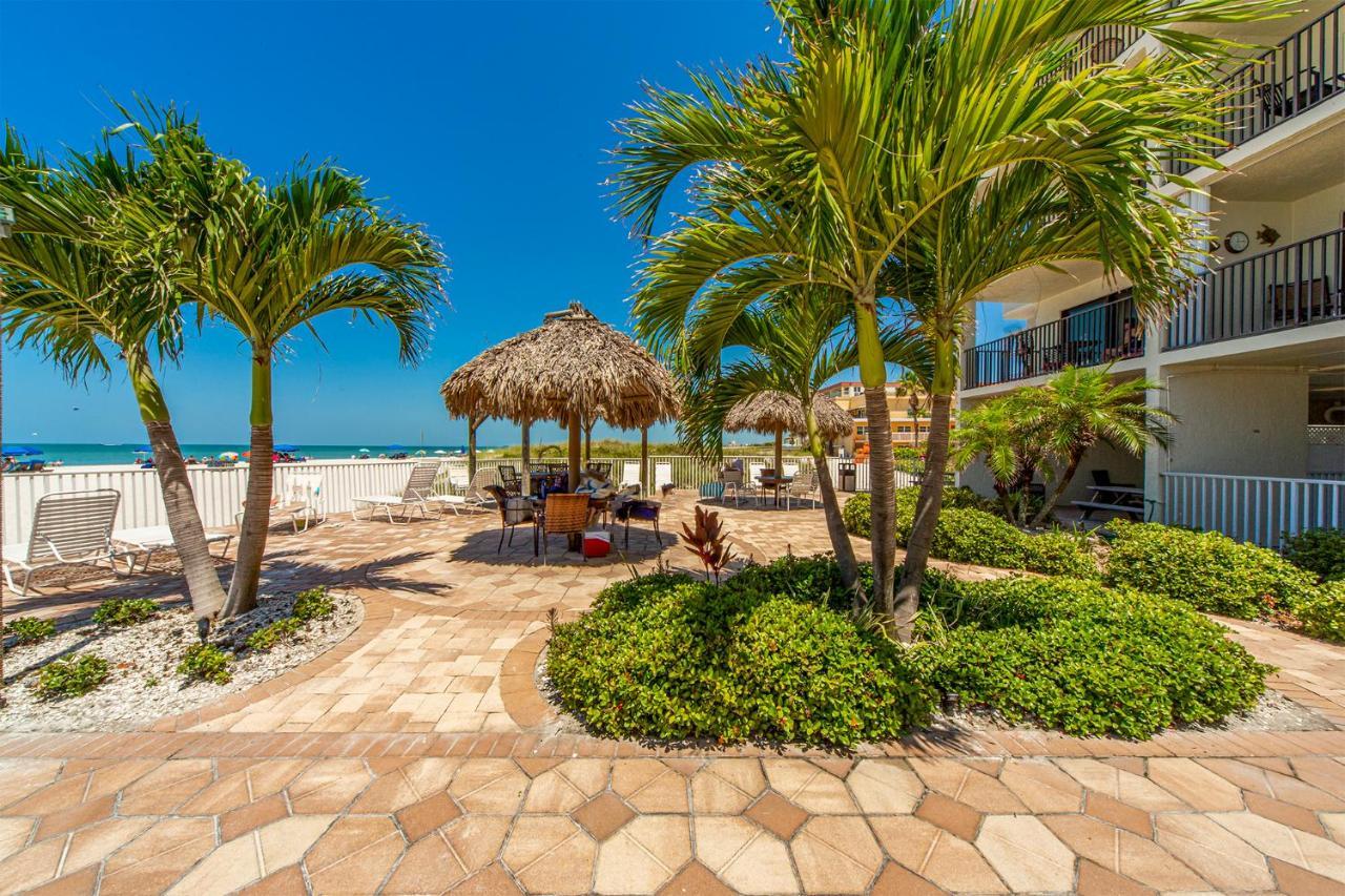 301 Sandy Shores Condos St. Pete Beach Extérieur photo