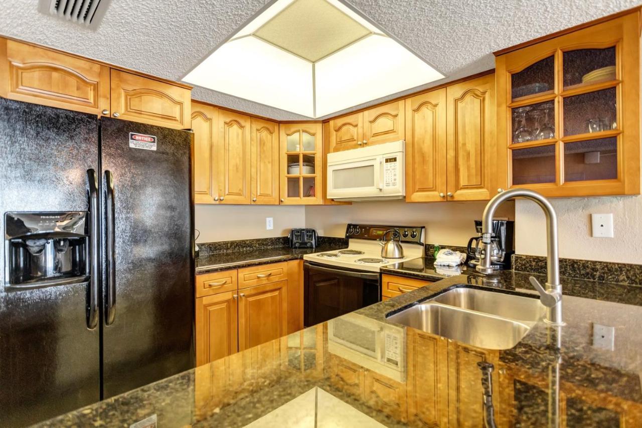 301 Sandy Shores Condos St. Pete Beach Extérieur photo