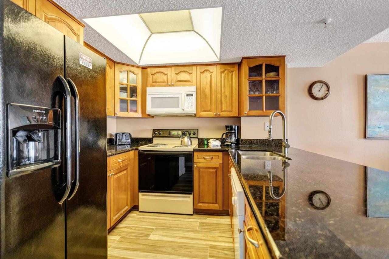 301 Sandy Shores Condos St. Pete Beach Extérieur photo