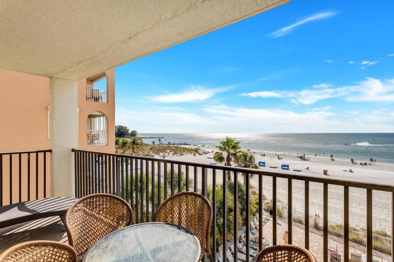 301 Sandy Shores Condos St. Pete Beach Extérieur photo
