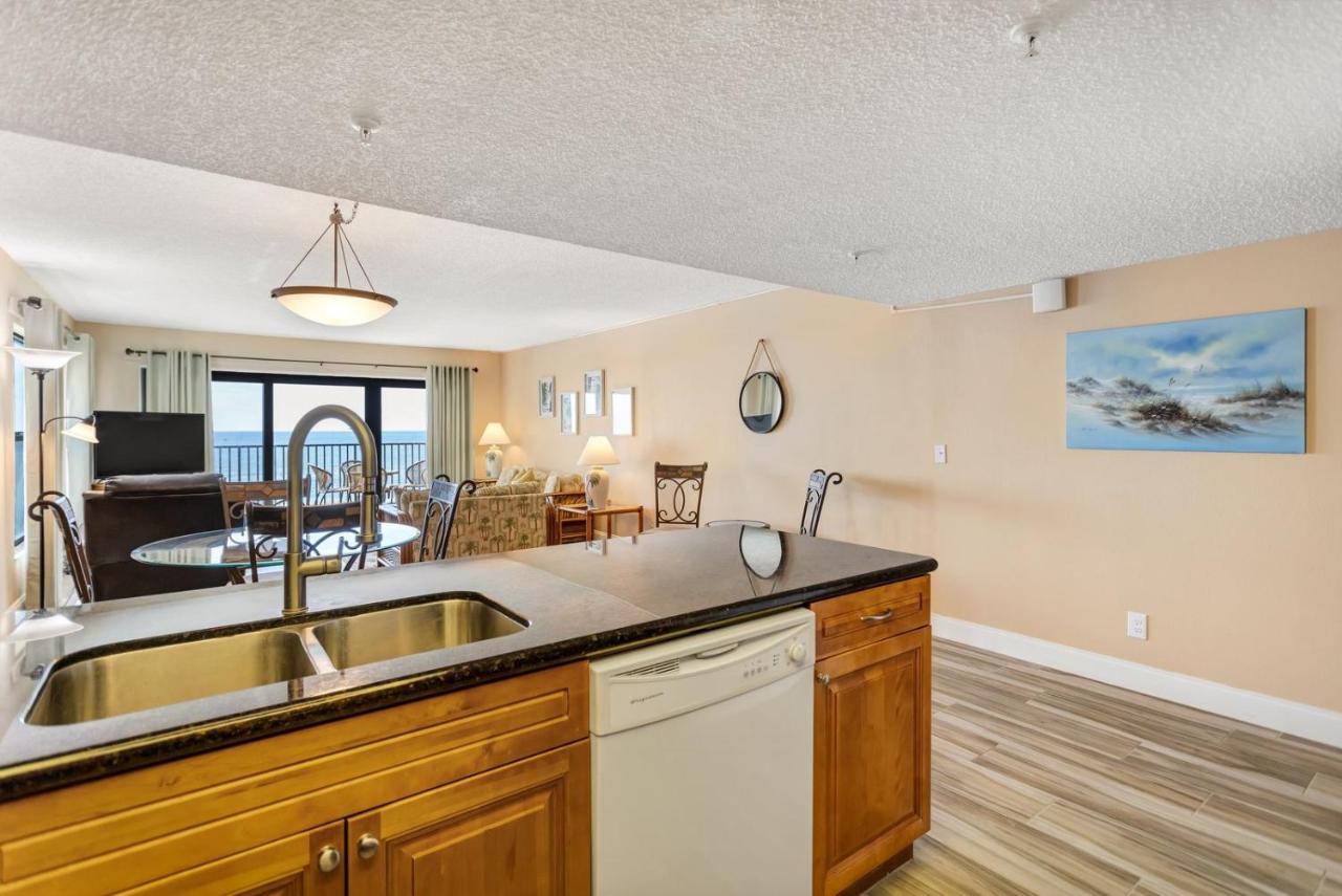 301 Sandy Shores Condos St. Pete Beach Extérieur photo