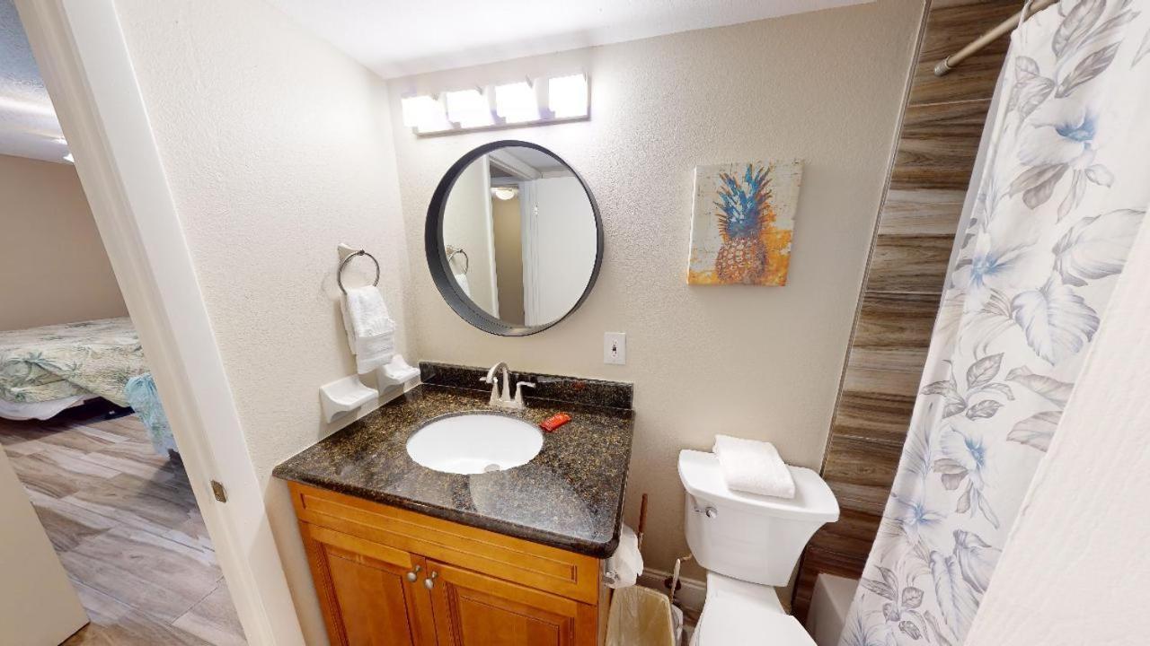 301 Sandy Shores Condos St. Pete Beach Extérieur photo